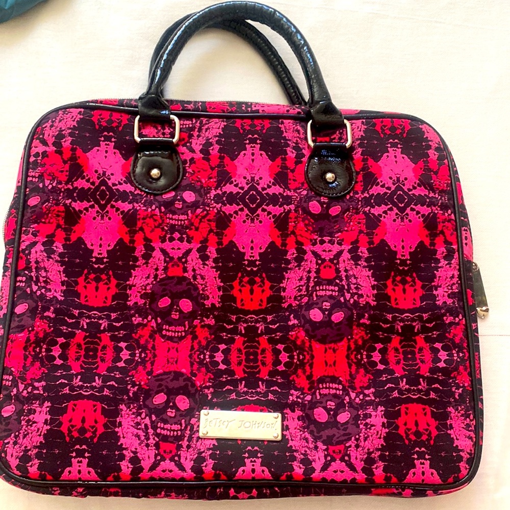 Betsy Johnson Laptop Case
